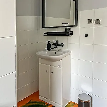 Radosna 3*